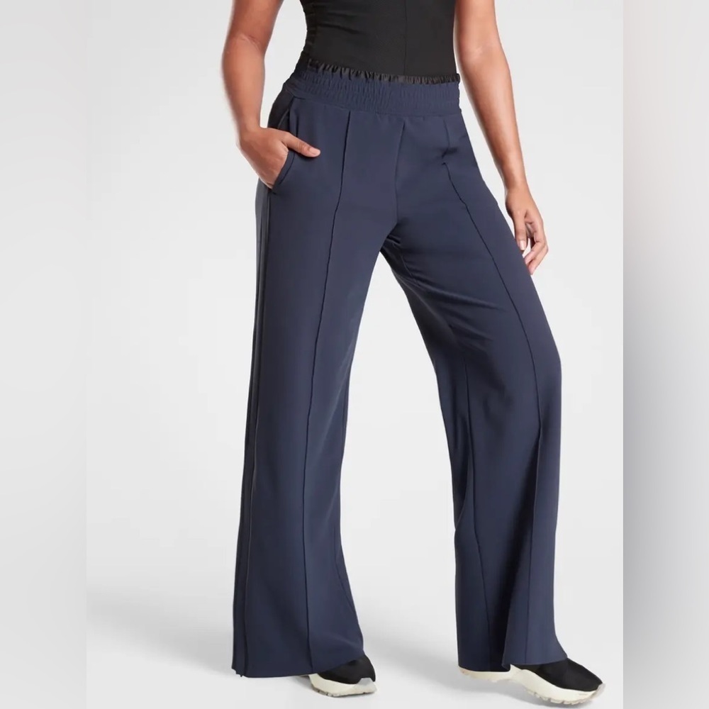 Athleta Metropolis Wide Leg Pant Navy Black